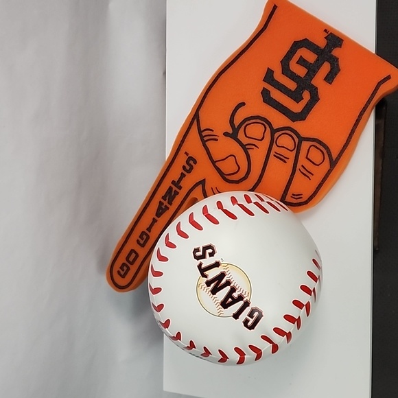 San Francisco Giants Baseball & Foam Finger - Picture 1 of 5